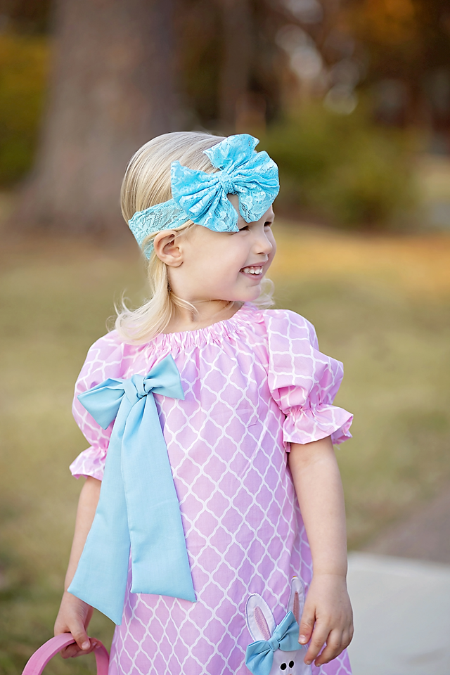 Turquoise Lace Bowband