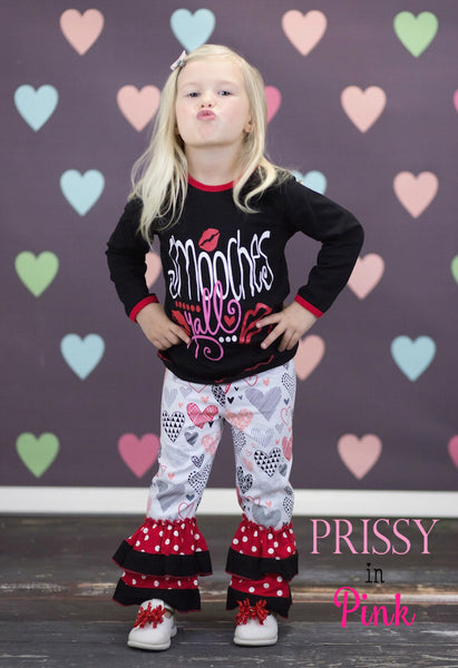 Smooches Ya'll Outfit